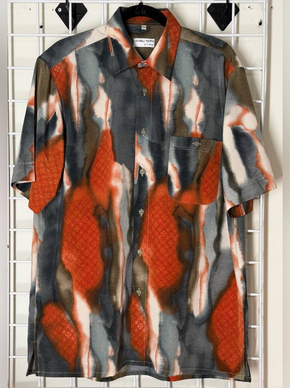 Georg Roth Of Germany Mens Shirt Size Large 41 / 42 Short Sleeve Button Abstract